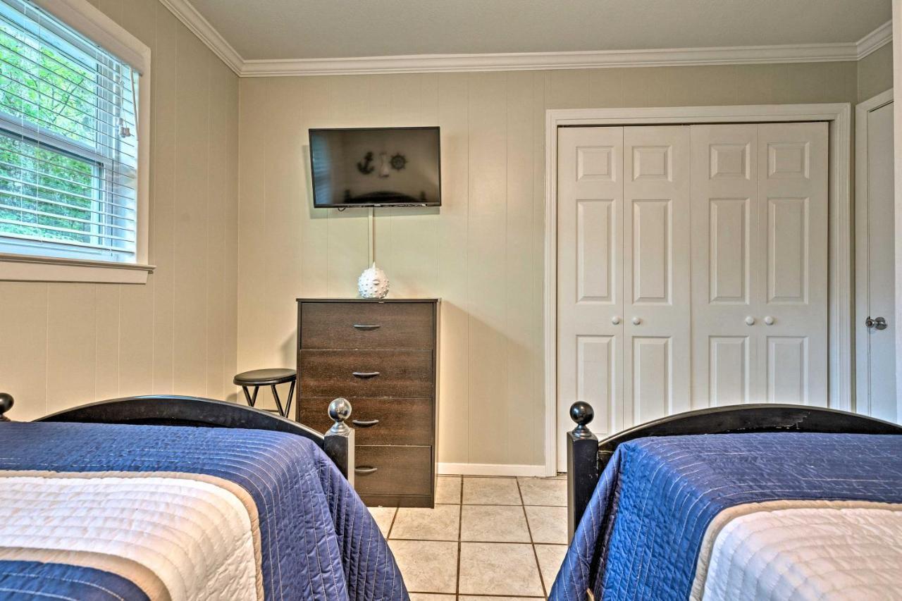 Ocean Springs Getaway - Walk To Beach And Downtown! Villa Bagian luar foto